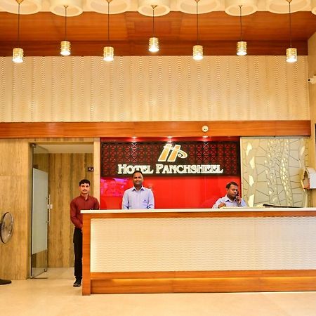 Hotel Panchsheel Ayodhya Екстериор снимка