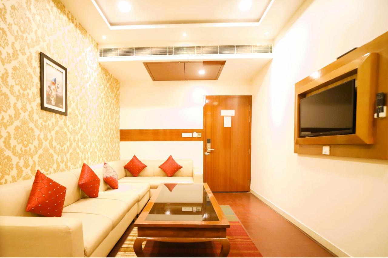 Hotel Panchsheel Ayodhya Екстериор снимка